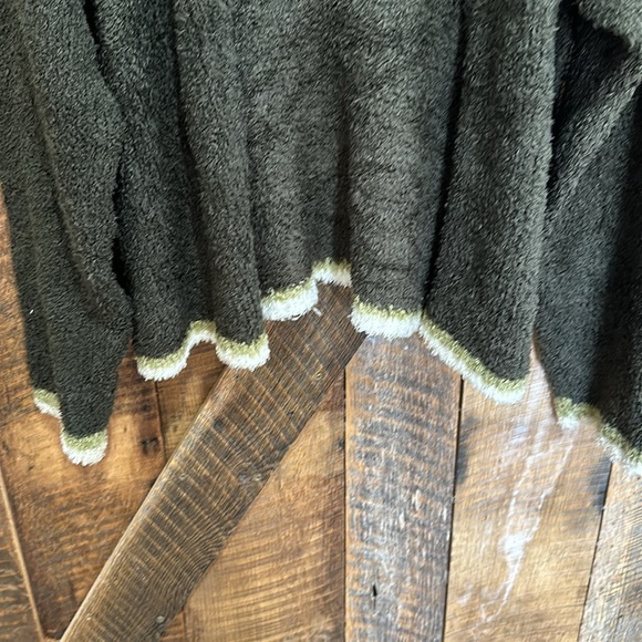 Vintage Venus Girl Trap zip up sweater with hood size medium - Picture 4 of 5